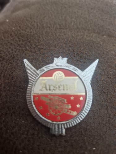 Arsenal football pin badge - arsenal,