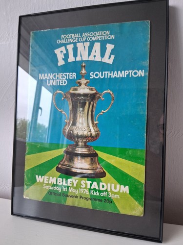 Manchester united 1976 cup - united, fa