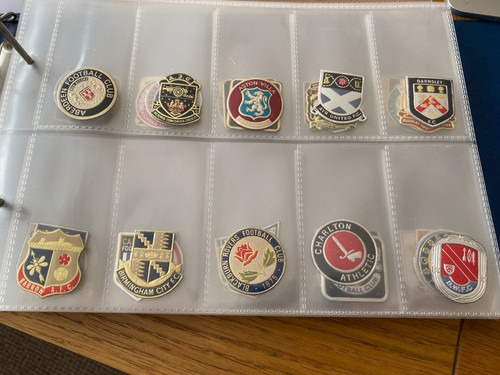Esso foil football club badges - esso,